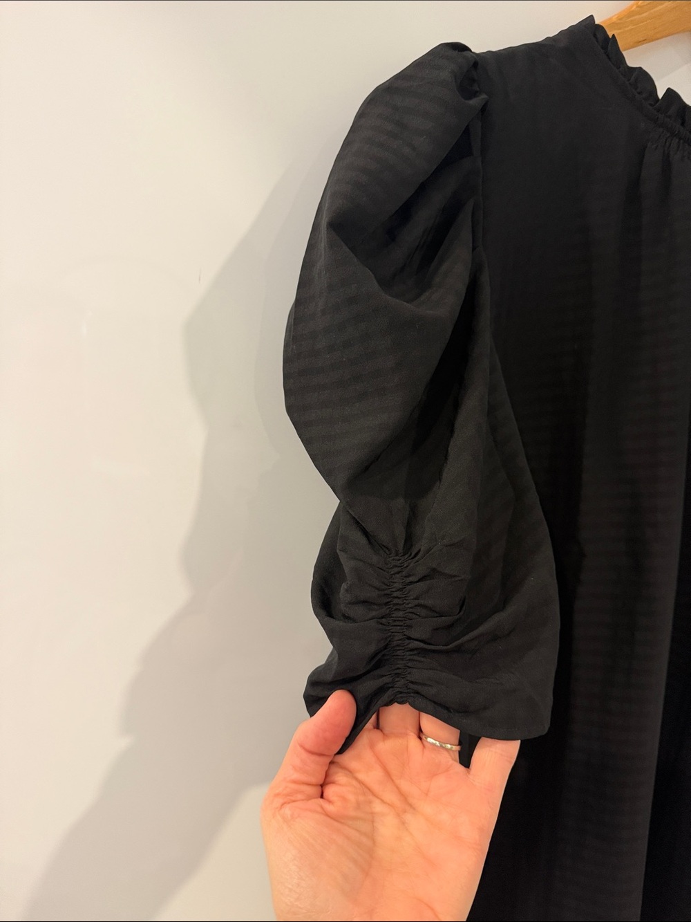 Loft Black Puff-Sleeve Blouse - Elegant Women's Top - Picture 2 of 5
